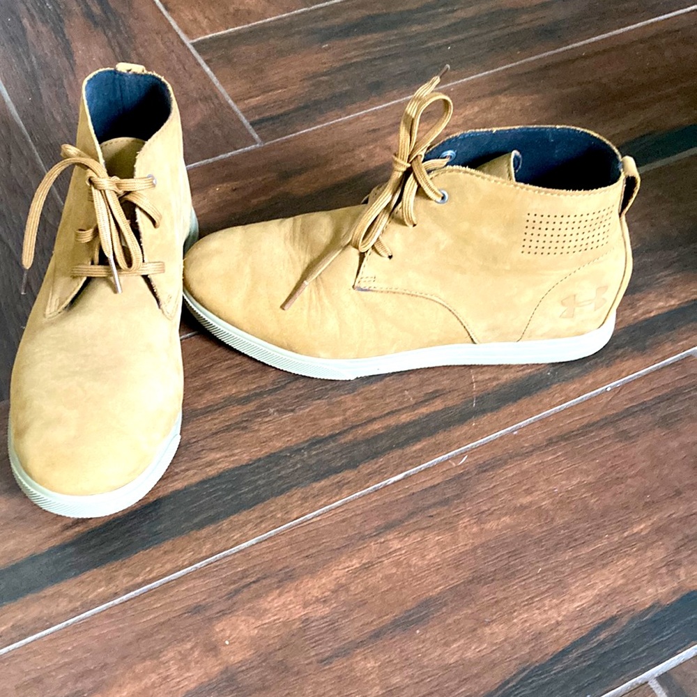 Under Armour dress boot